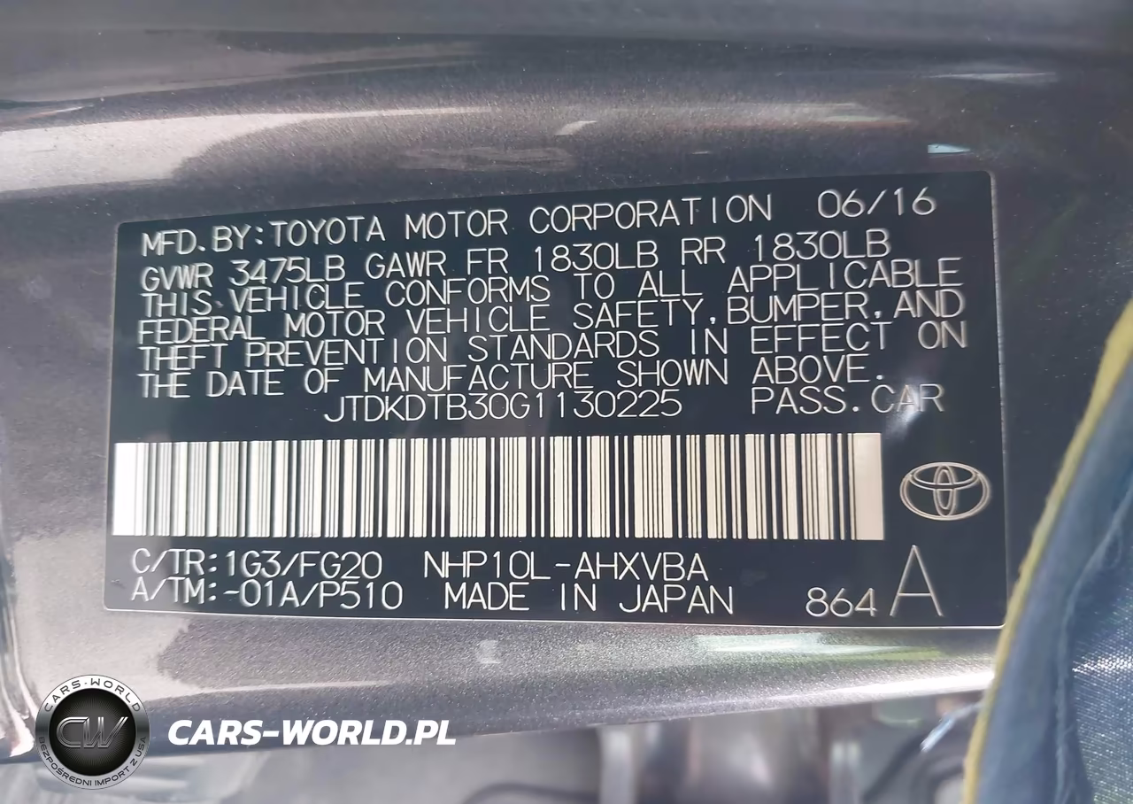 2016 Toyota Prius C Two VIN:JTDKDTB30G1130225 - 9