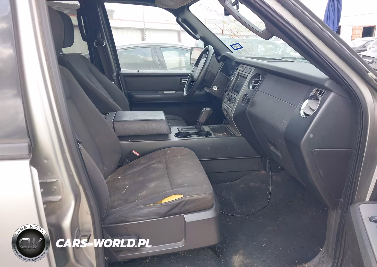2008 Ford Expedition Xlt VIN:1FMFU155X8LA14194 - 5