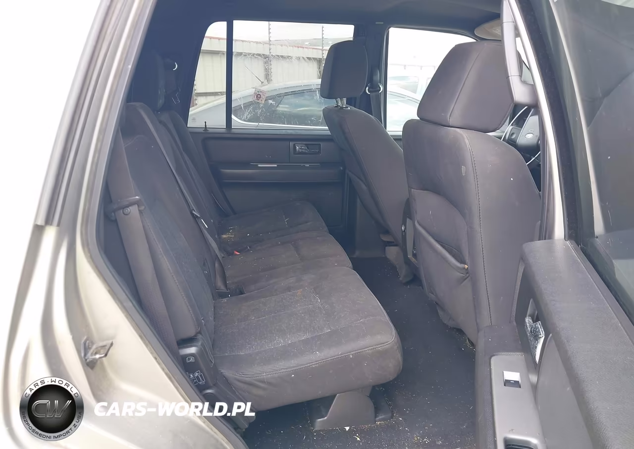 2008 Ford Expedition Xlt VIN:1FMFU155X8LA14194 - 8