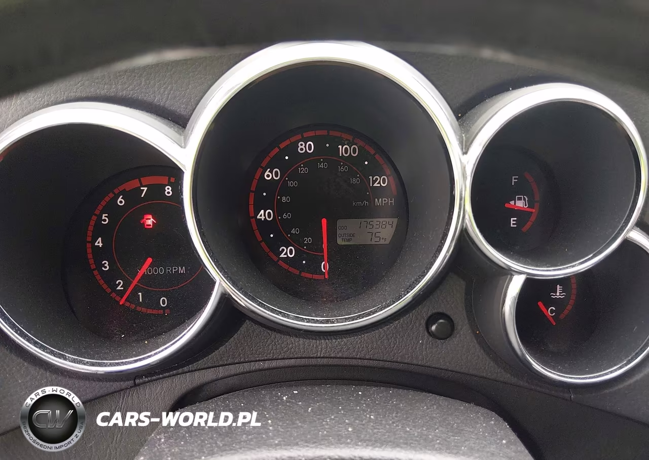 2007 Toyota Matrix VIN:2T1KR32E87C645942 - 7