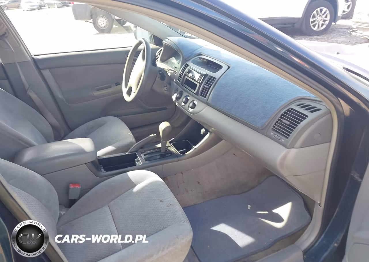 2003 Toyota Camry Le VIN:4T1BE32K33U196874 - 5