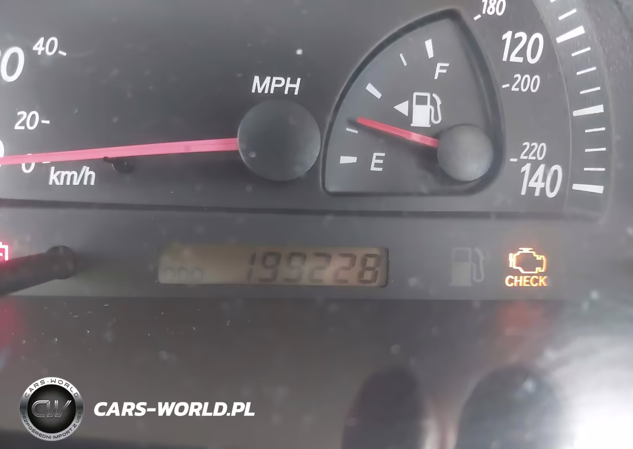2003 Toyota Camry Le VIN:4T1BE32K33U196874 - 7