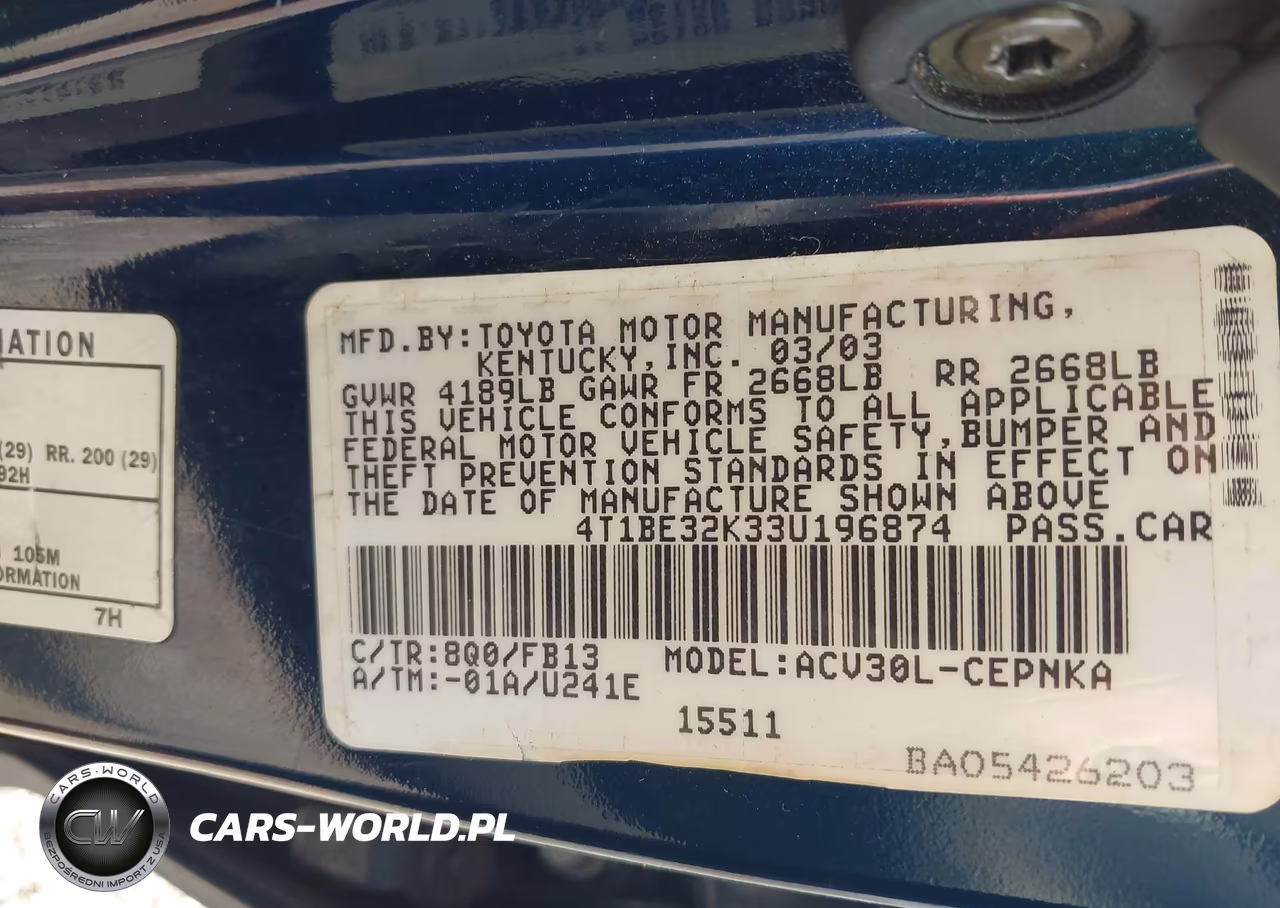 2003 Toyota Camry Le VIN:4T1BE32K33U196874 - 9