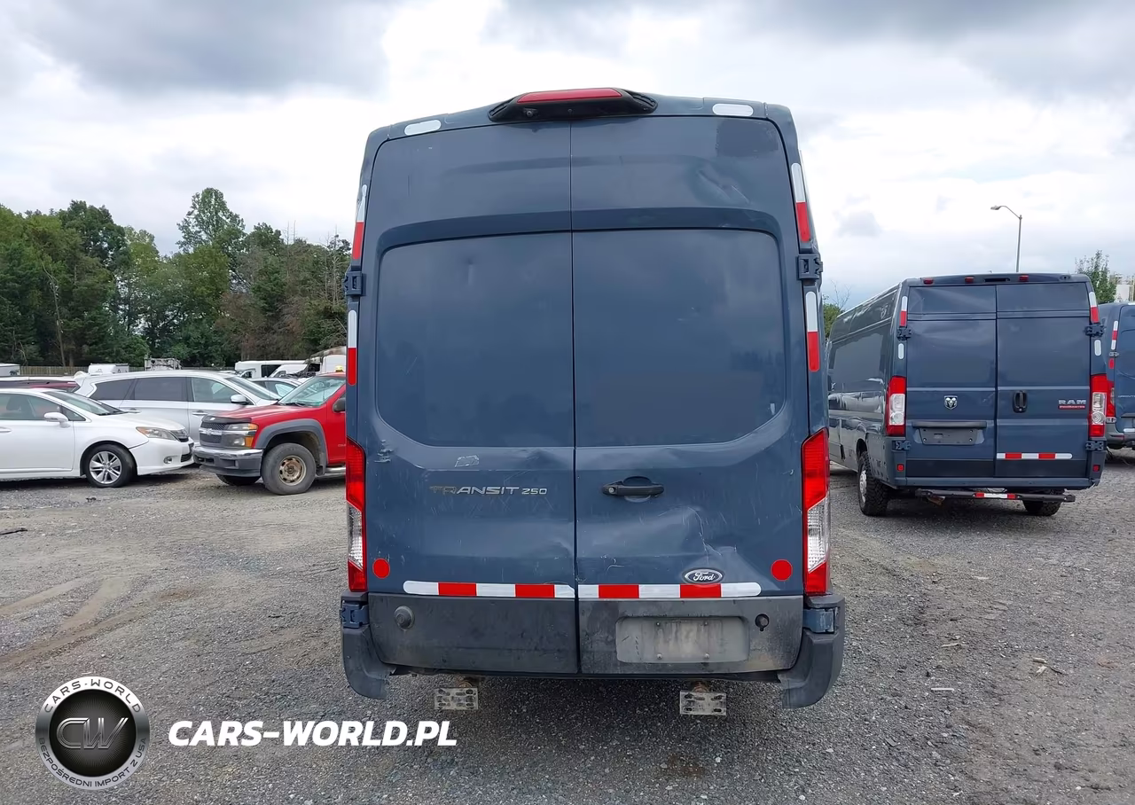 2019 Ford Transit-250 VIN:1FTYR3XM5KKA97917 - 17
