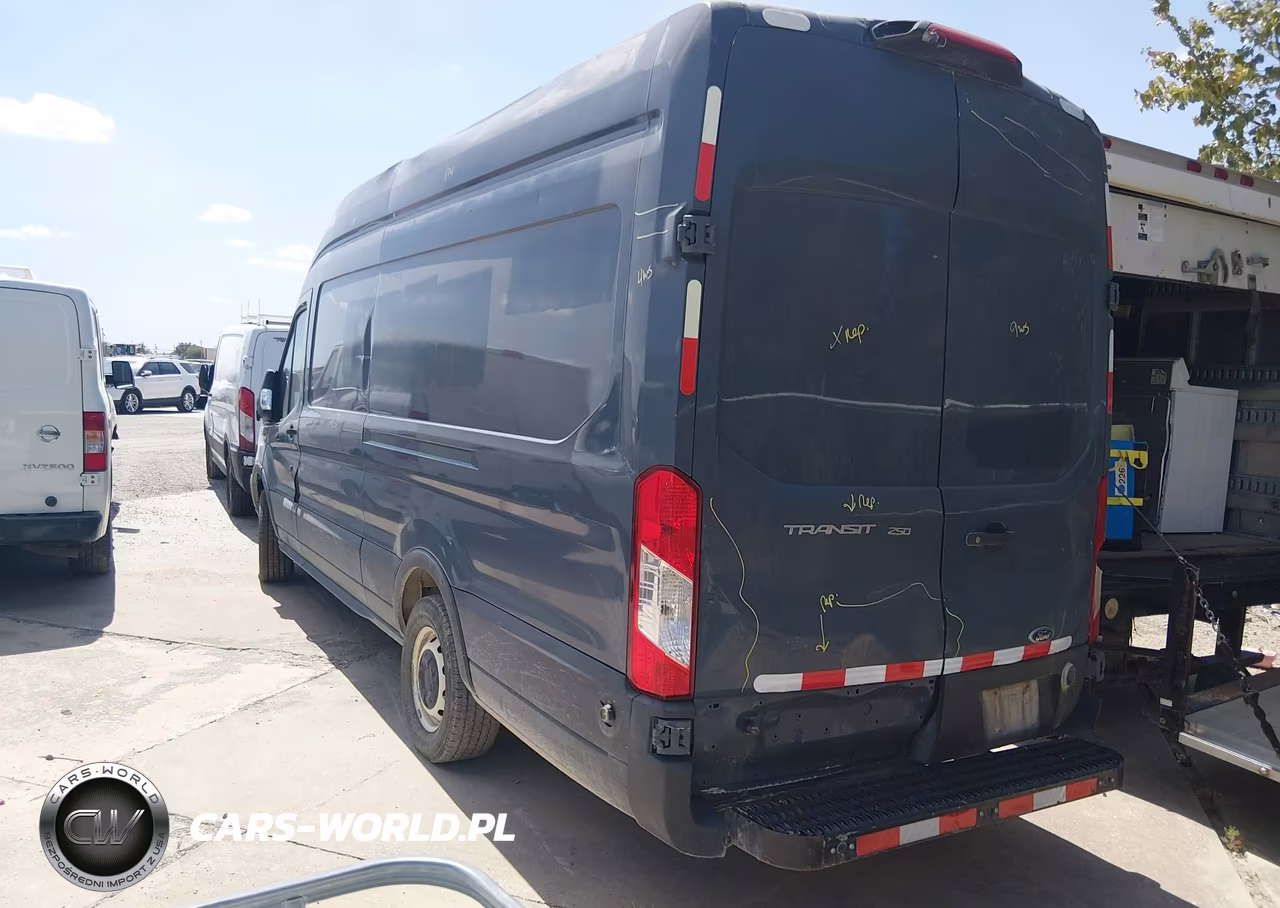 2019 Ford Transit-250 VIN:1FTYR3XM3KKB33331 - 3