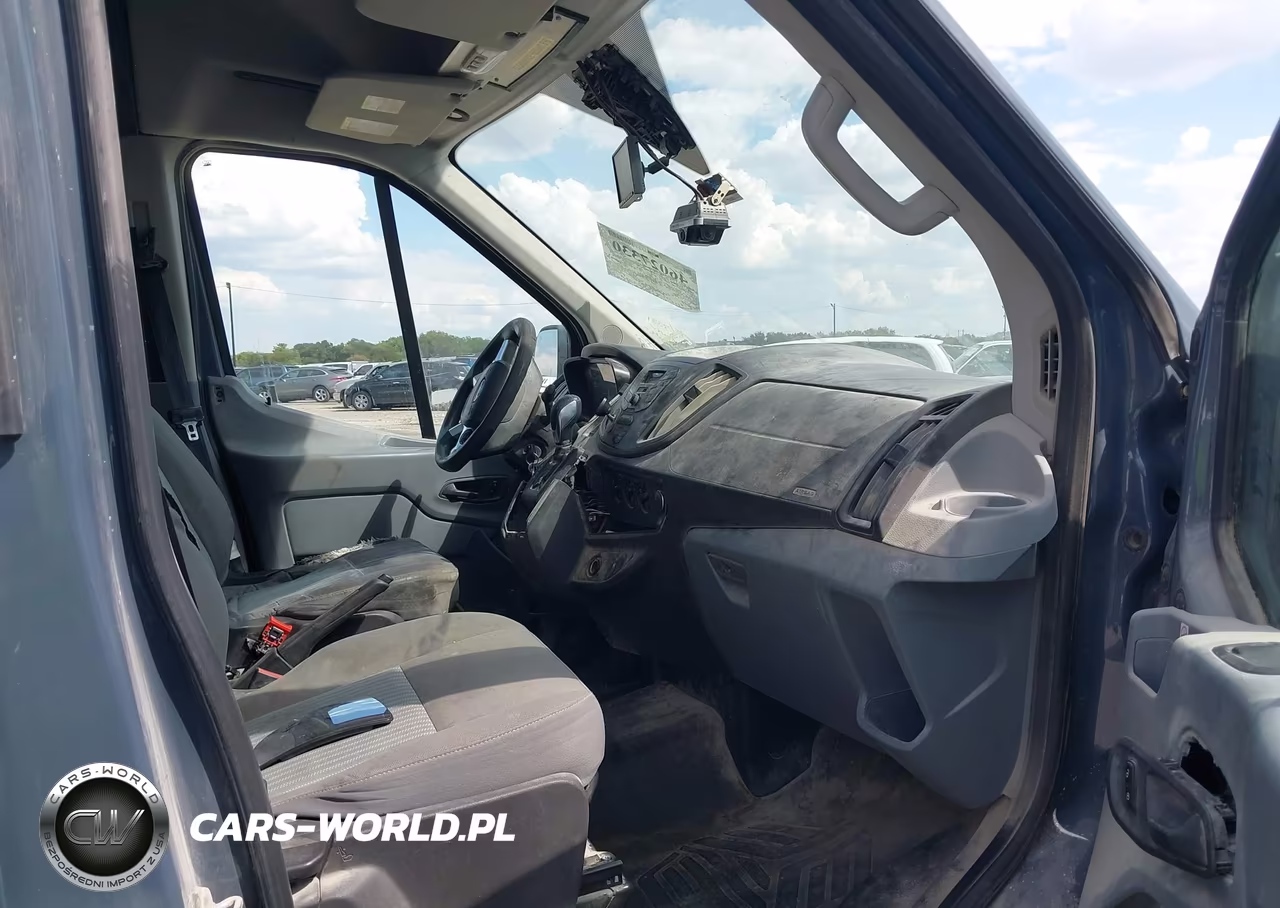 2019 Ford Transit-250 VIN:1FTYR3XM3KKB33331 - 5
