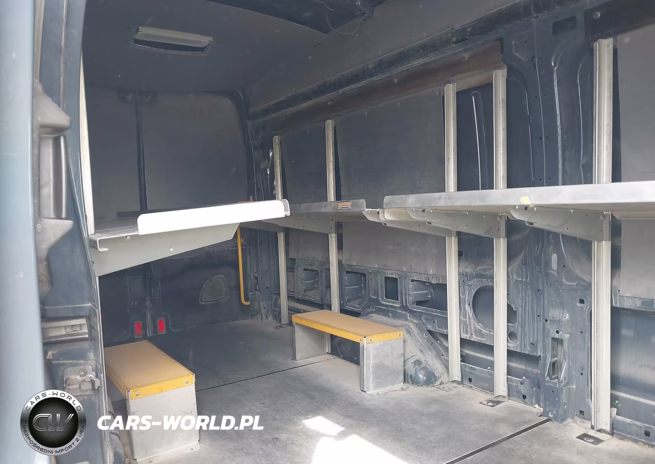 2019 Ford Transit-250 VIN:1FTYR3XM3KKB33331 - 8