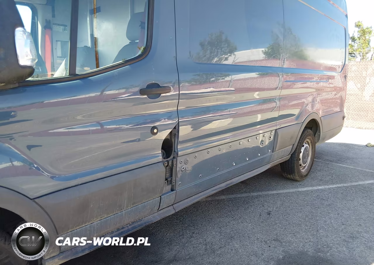2019 Ford Transit-250 VIN:1FTYR3XM6KKB33887 - 6