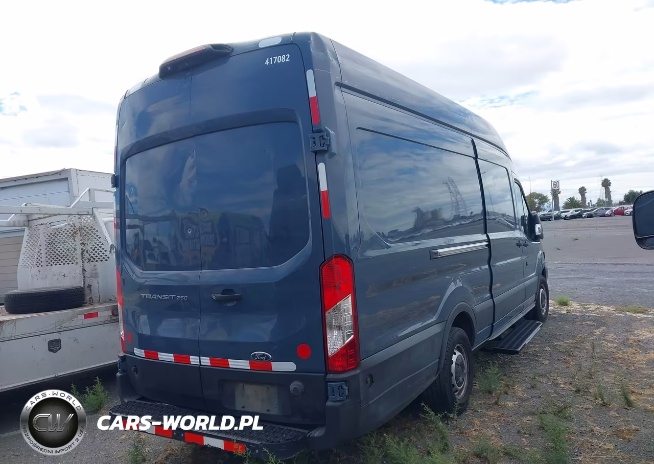2019 Ford Transit-250 VIN:1FTYR3XM9KKB17408 - 4