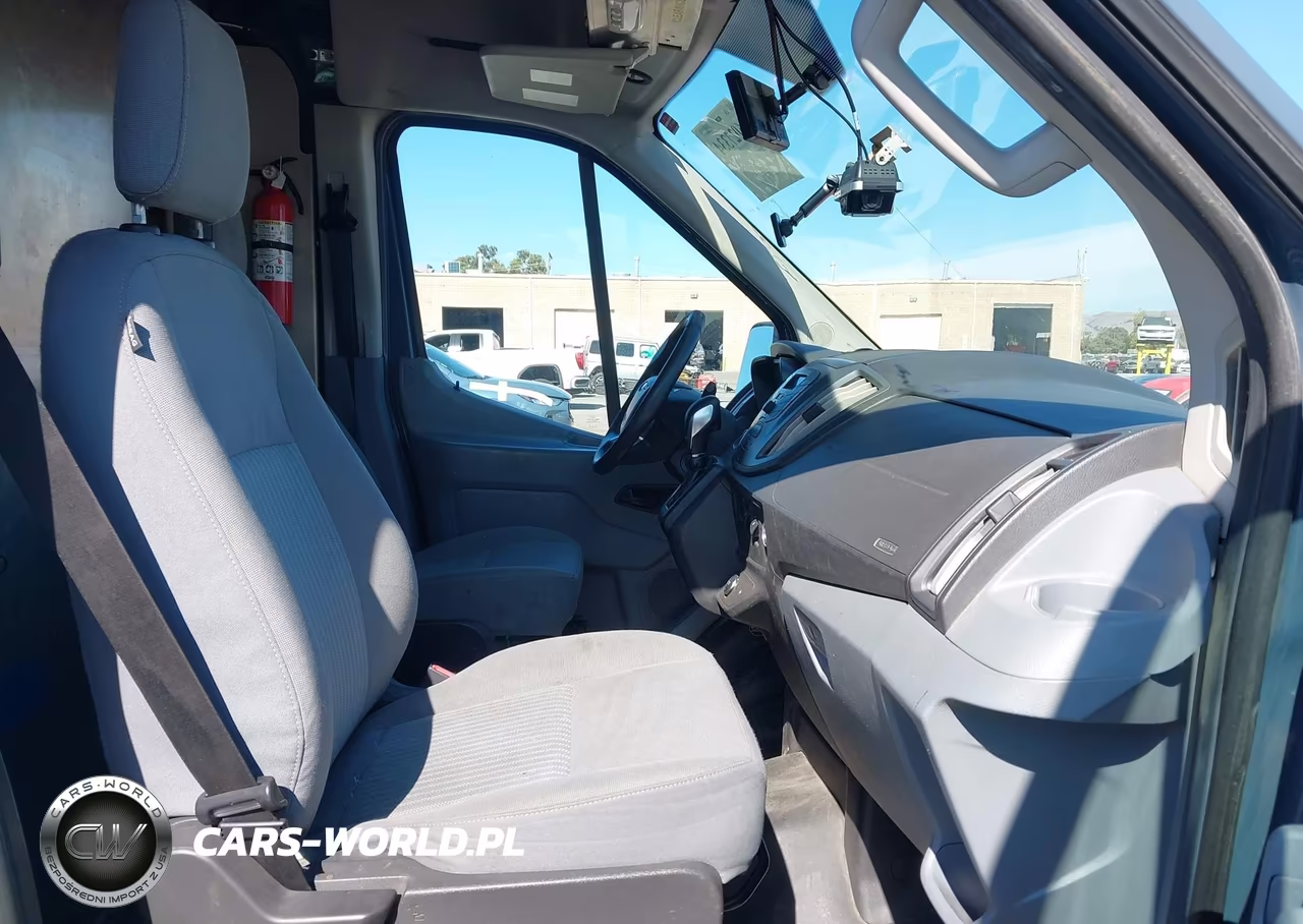 2019 Ford Transit-250 VIN:1FTYR3XM9KKB17408 - 5