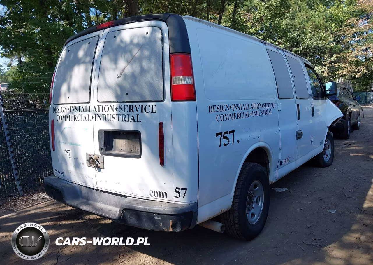 2010 GMC Savana 3500 Work Van VIN:1GT2GTDA4A1144381 - 4