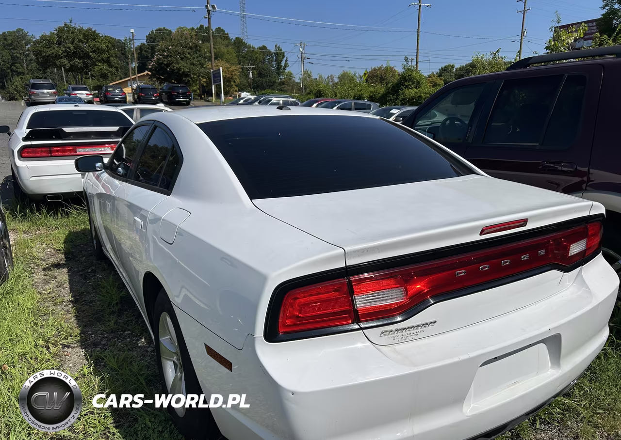 2013 Dodge Charger Se VIN:2C3CDXBG8DH584173 - 3