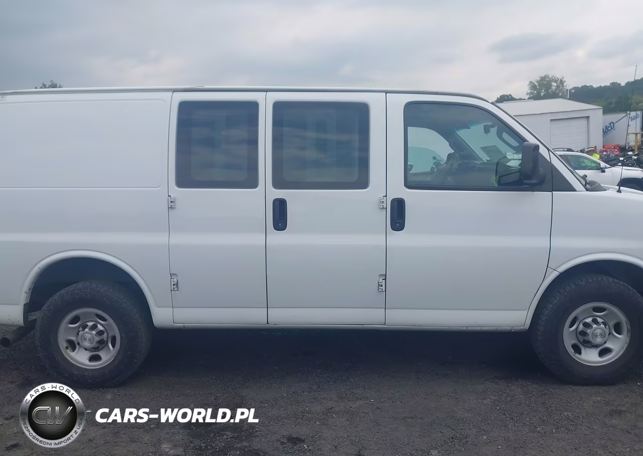 2019 Chevrolet Express 2500 Work Van VIN:1GCWGAFG1K1372332 - 13