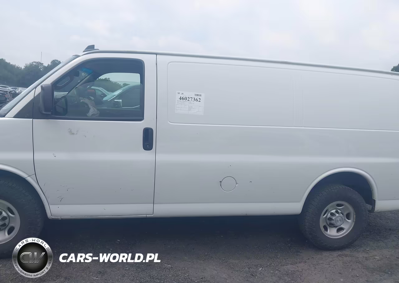2019 Chevrolet Express 2500 Work Van VIN:1GCWGAFG1K1372332 - 14