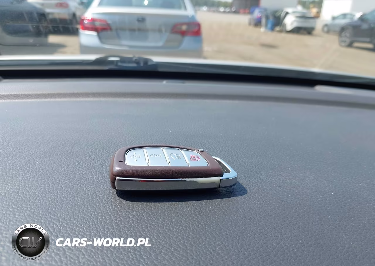 2015 Hyundai Sonata Sport VIN:5NPE34AF7FH060411 - 11