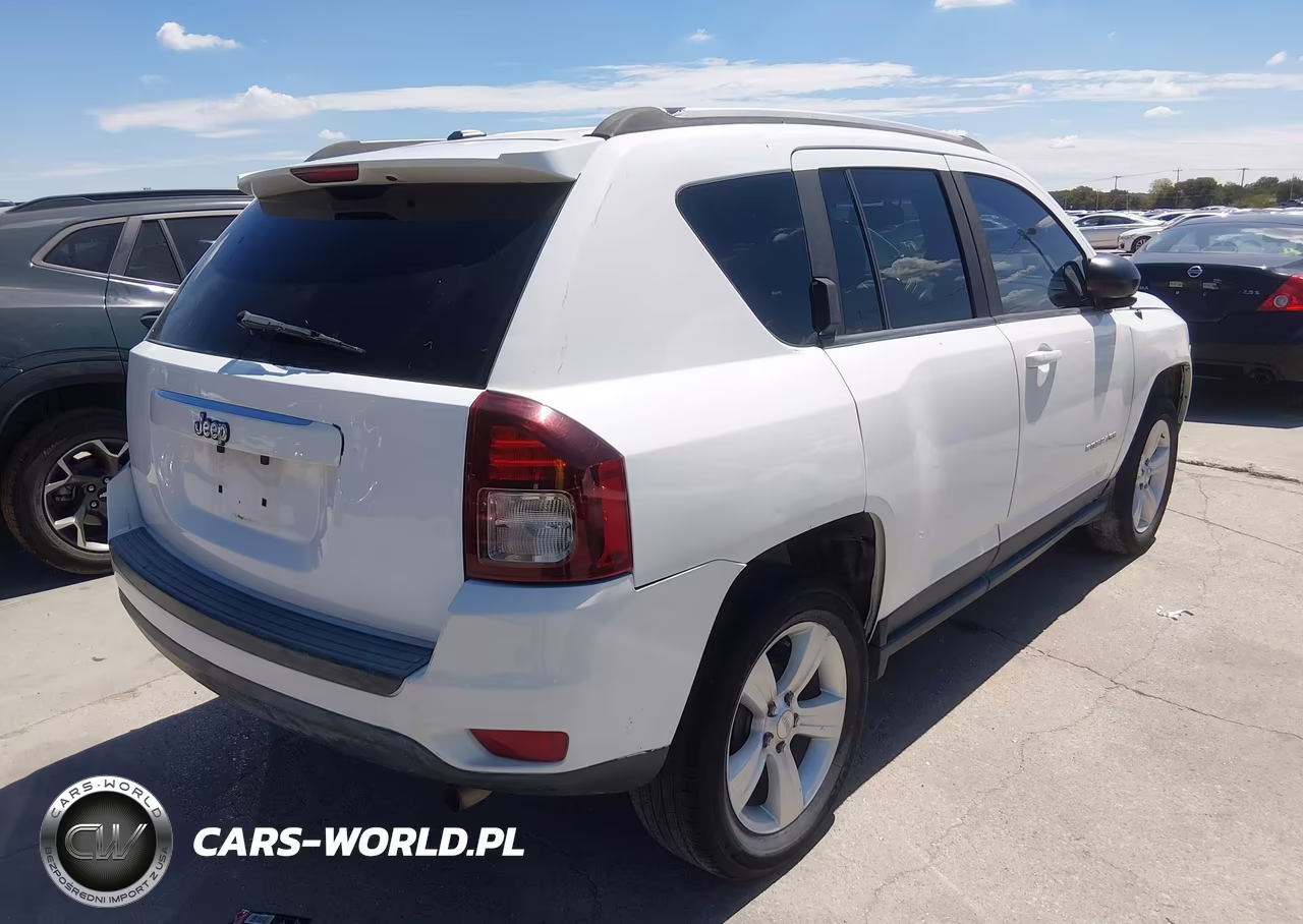 2016 Jeep Compass Sport VIN:1C4NJCBA6GD512990 - 4