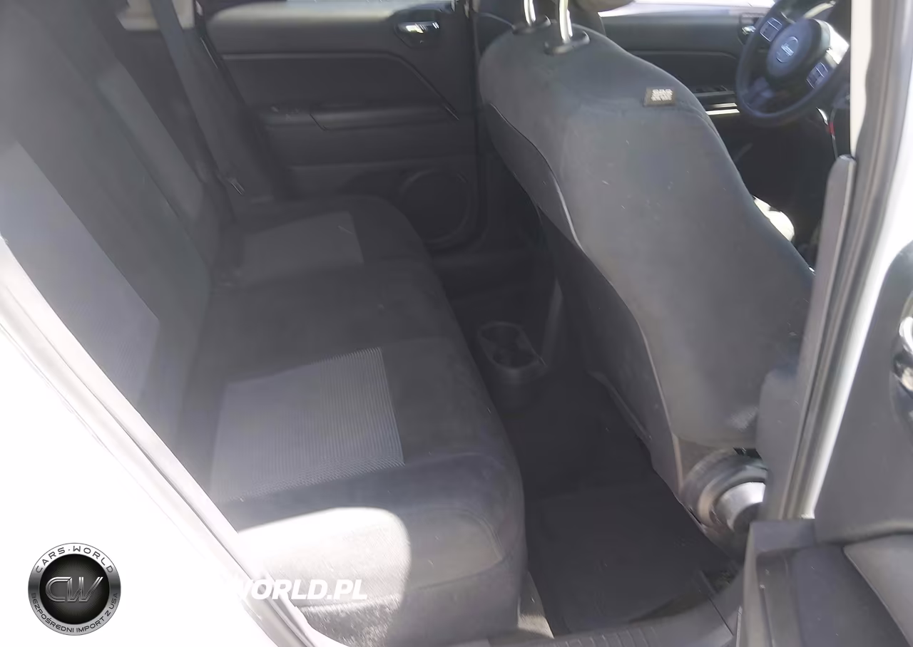 2016 Jeep Compass Sport VIN:1C4NJCBA6GD512990 - 8