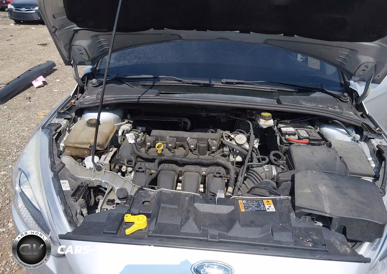 2018 Ford Focus S VIN:1FADP3E24JL264854 - 10