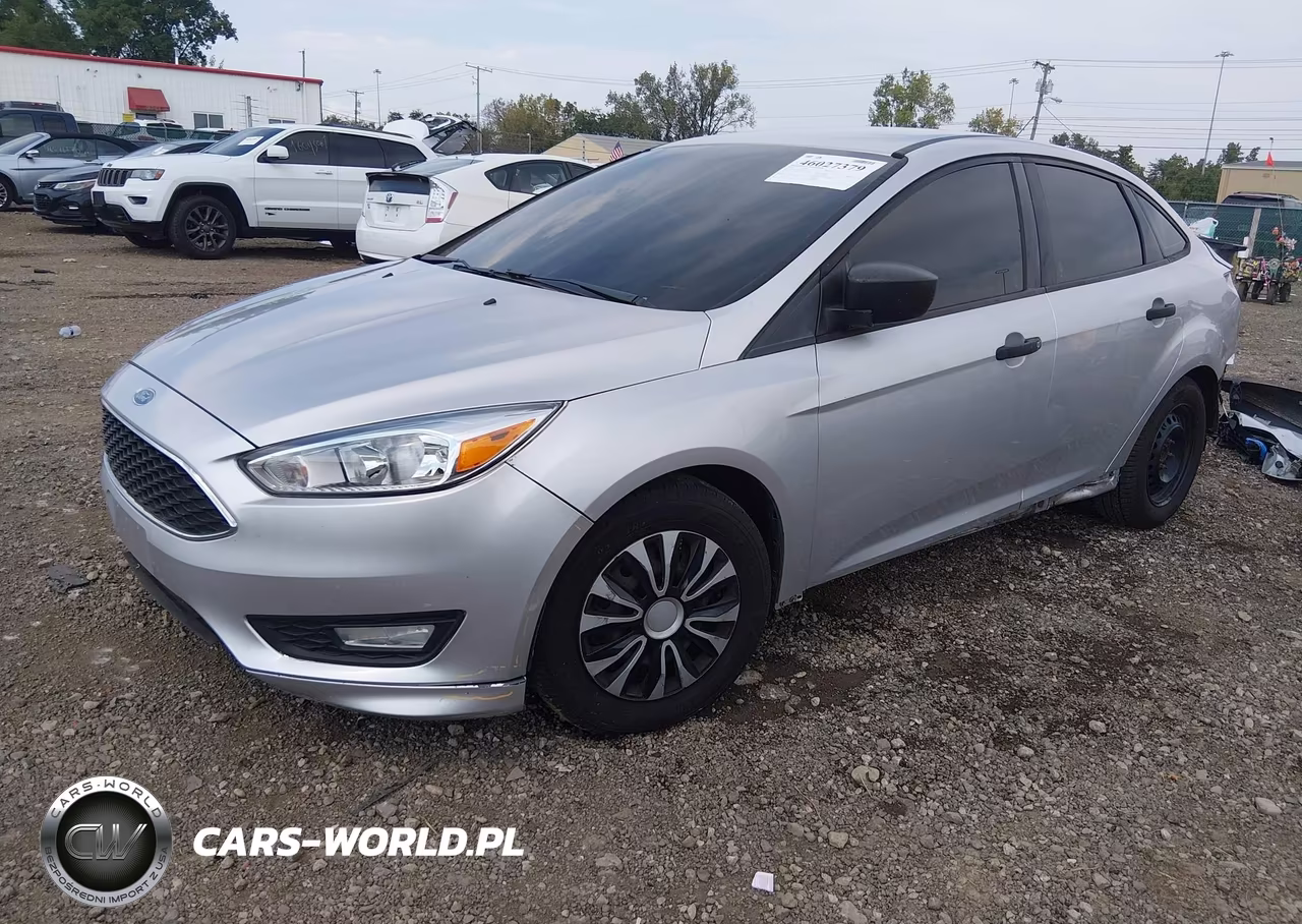 2018 Ford Focus S VIN:1FADP3E24JL264854 - 2