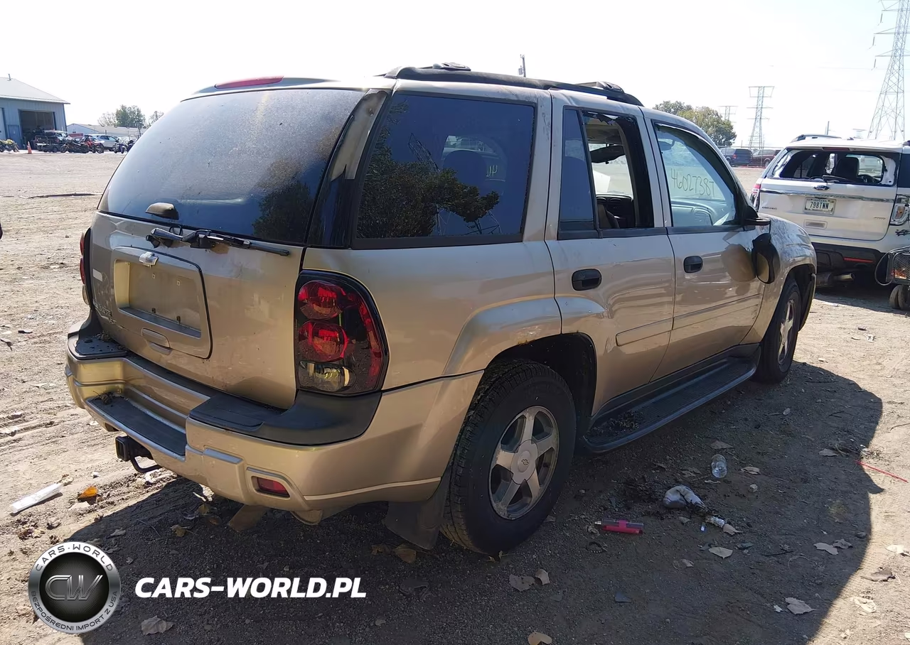 2006 Chevrolet Trailblazer Ls VIN:1GNDT13SX62121859 - 4