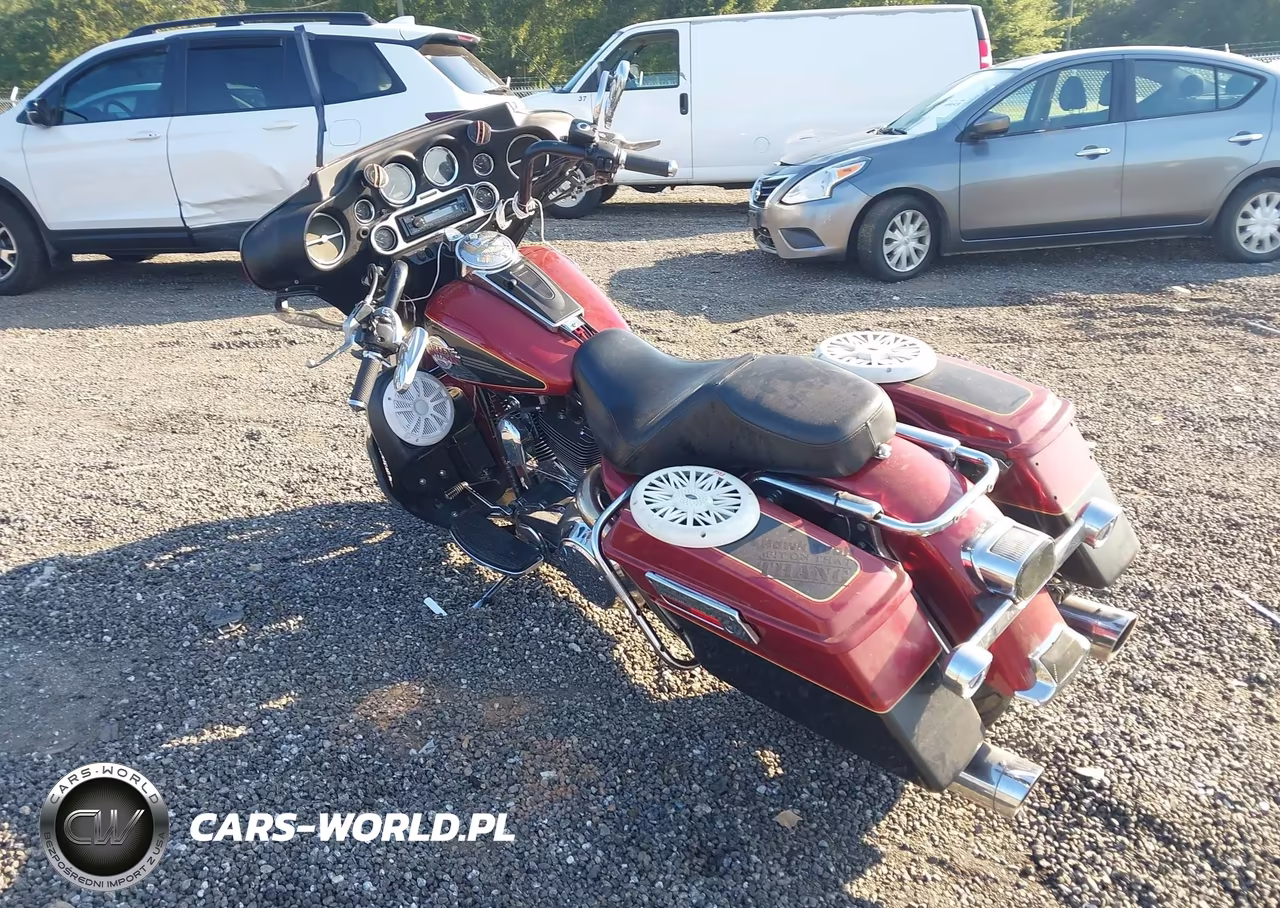 2007 Harley-Davidson Flhtcui VIN:1HD1FC4117Y633818 - 3