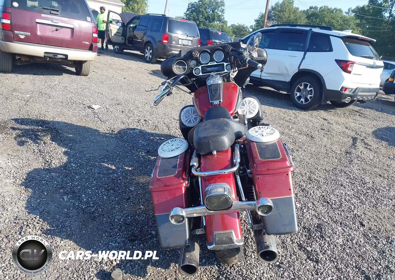 2007 Harley-Davidson Flhtcui VIN:1HD1FC4117Y633818 - 6