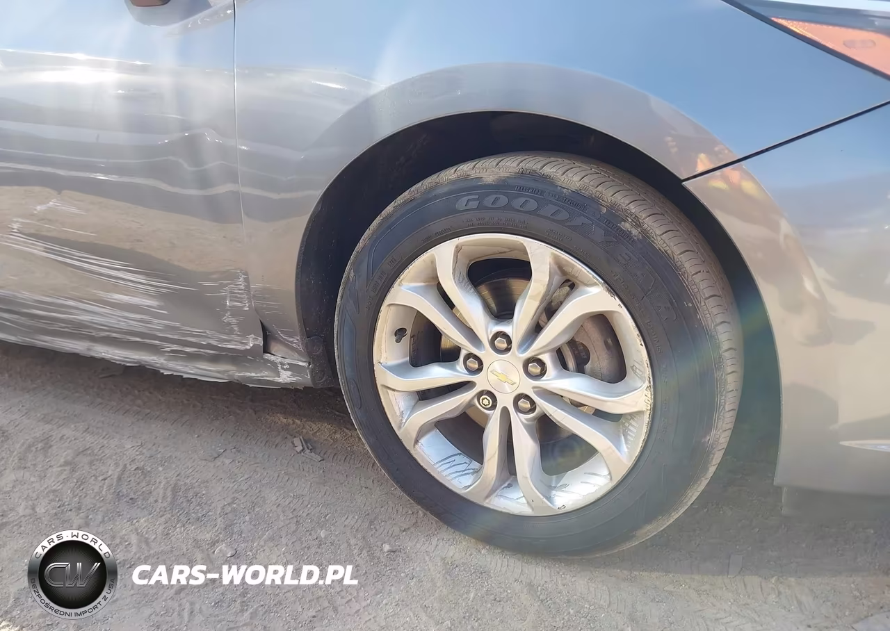2019 Chevrolet Cruze Lt VIN:1G1BE5SM8K7123135 - 17
