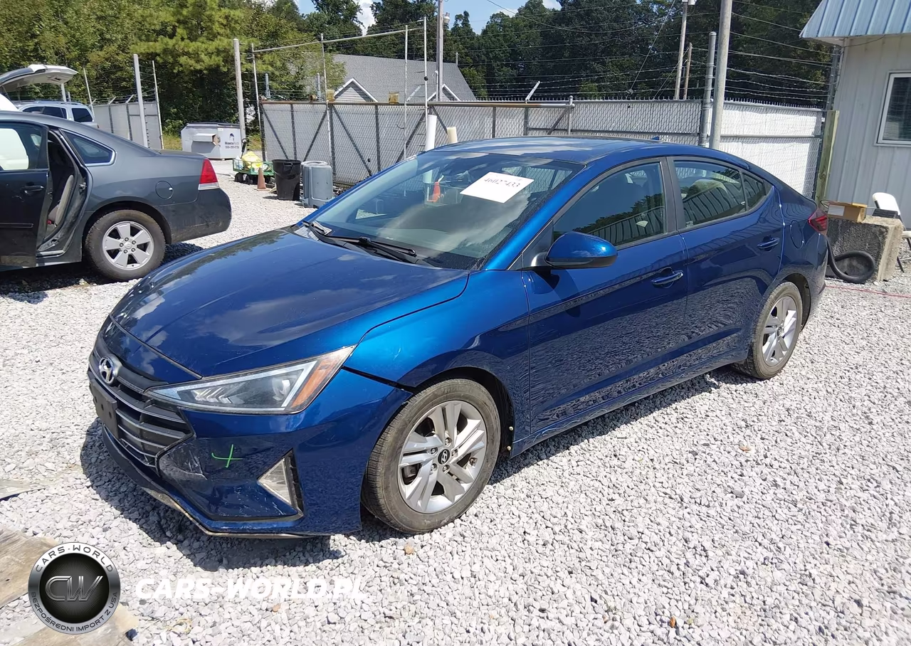 2019 Hyundai Elantra Value Edition VIN:5NPD84LF1KH405565 - 2