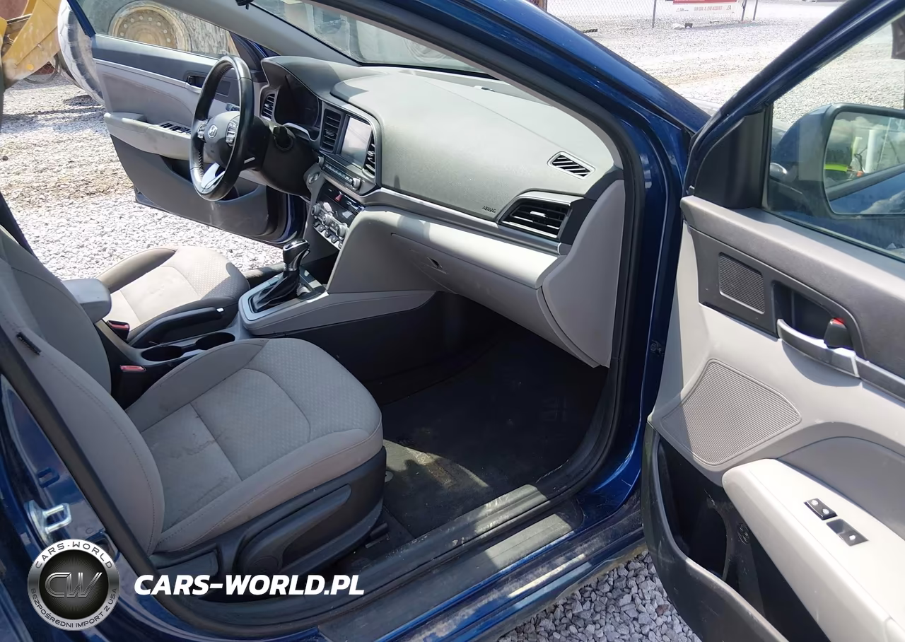2019 Hyundai Elantra Value Edition VIN:5NPD84LF1KH405565 - 5