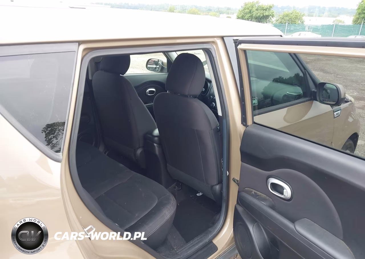 2015 Kia Soul VIN:KNDJN2A20F7148814 - 8
