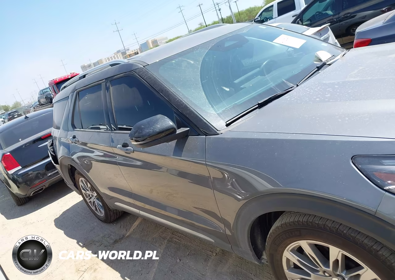 2026 Ford Explorer Platinum VIN:1FMUK7HH2TGA53000 - 13