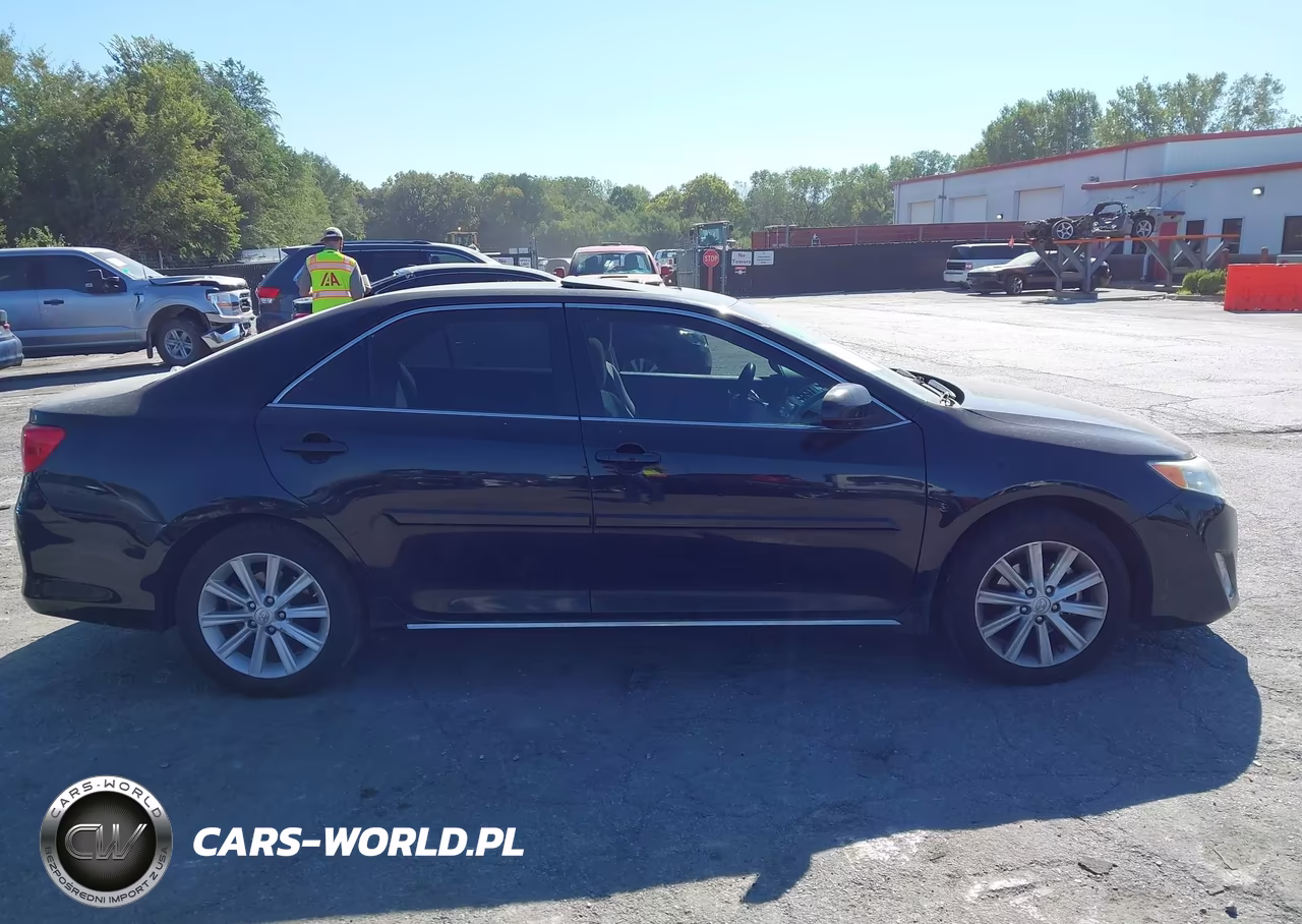 2013 Toyota Camry Xle VIN:4T4BF1FK5DR312370 - 13