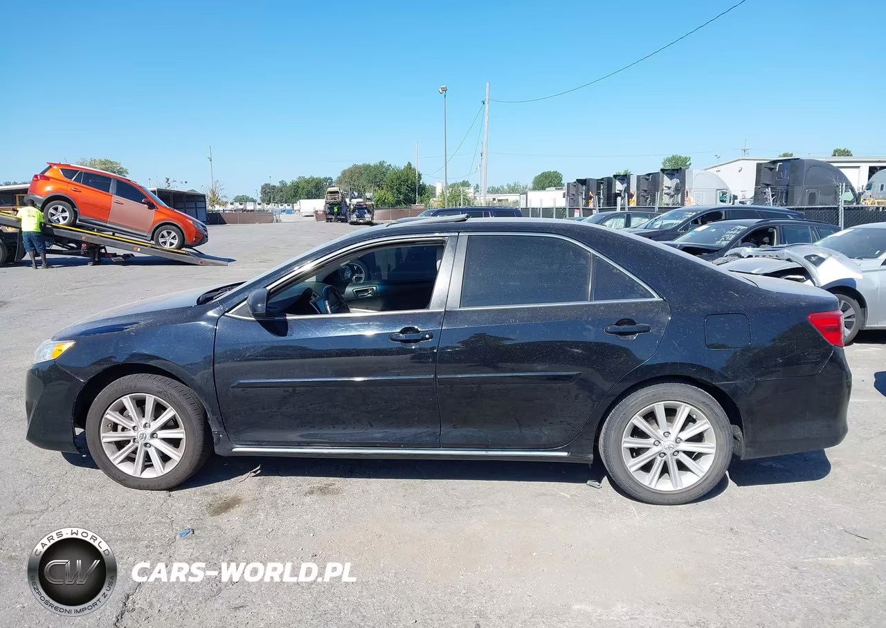 2013 Toyota Camry Xle VIN:4T4BF1FK5DR312370 - 14