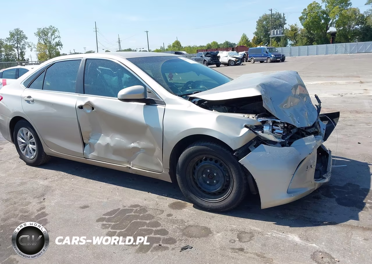 2016 Toyota Camry Le