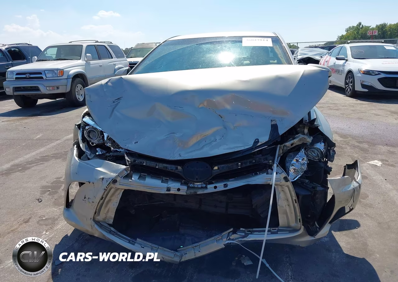 2016 Toyota Camry Le VIN:4T4BF1FK8GR517539 - 12