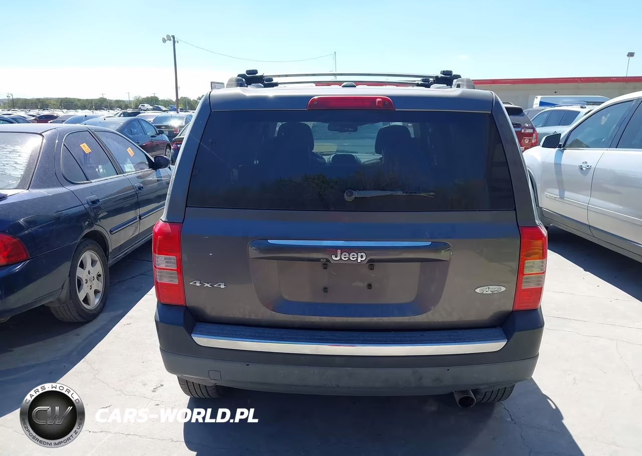 2016 Jeep Patriot High Altitude Edition VIN:1C4NJRFB6GD534820 - 16