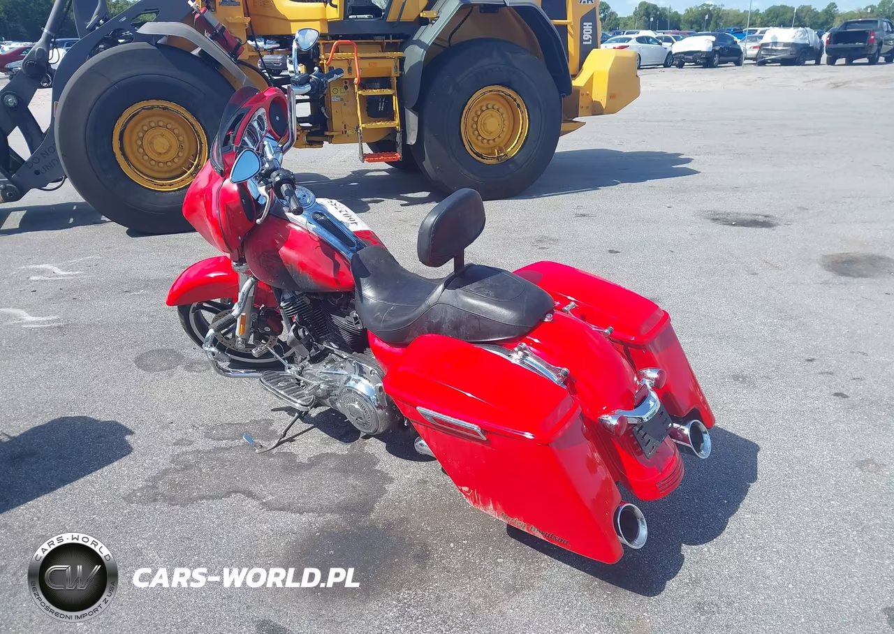 2017 Harley-Davidson Flhxs Street Glide Special VIN:1HD1KRC13HB610707 - 3