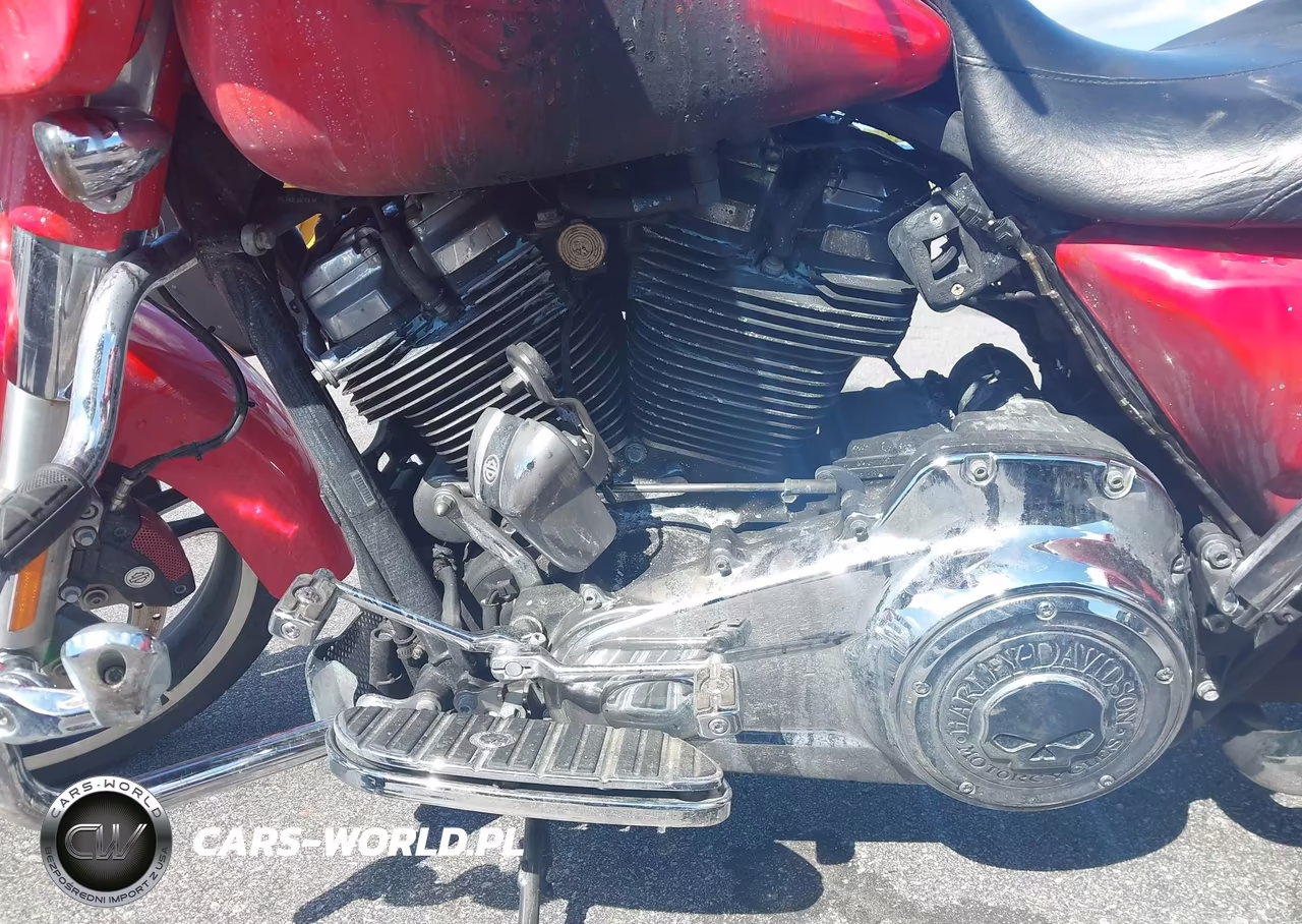 2017 Harley-Davidson Flhxs Street Glide Special VIN:1HD1KRC13HB610707 - 9