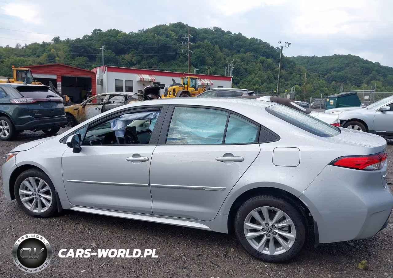 2026 Toyota Corolla Le VIN:5YFB4MDE2TP440631 - 14
