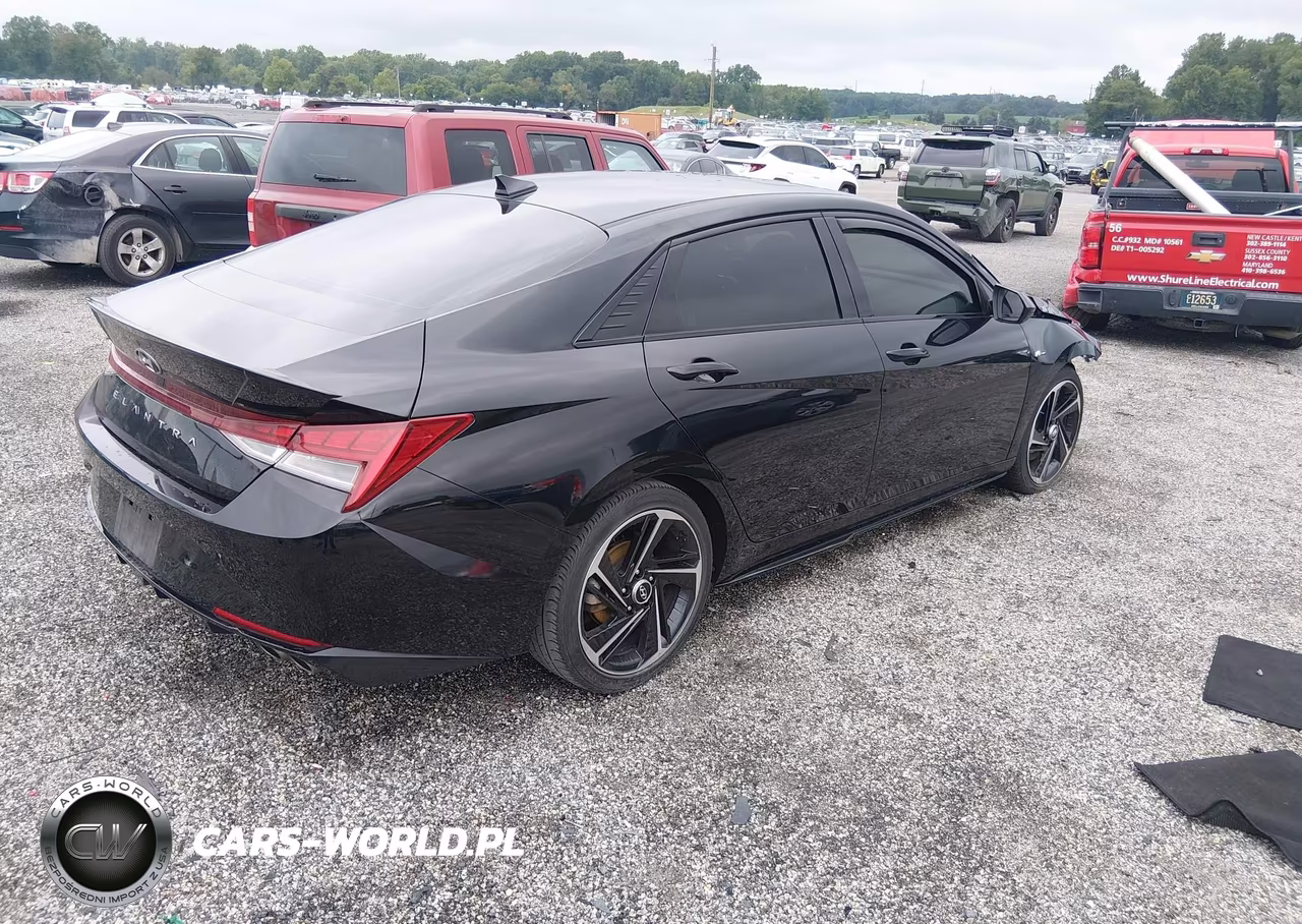 2023 Hyundai Elantra N Line VIN:KMHLR4AF9PU592946 - 4