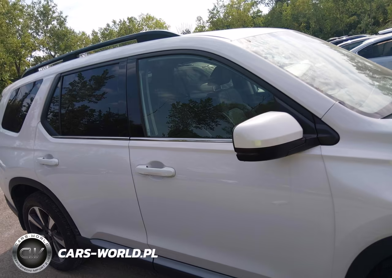 2025 Honda Pilot Elite VIN:5FNYG1H88SB069165 - 13