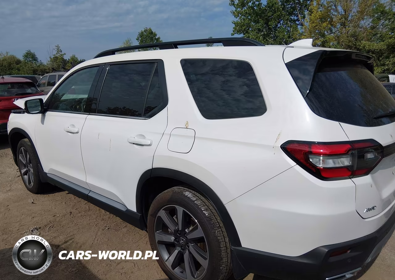 2025 Honda Pilot Elite VIN:5FNYG1H88SB069165 - 3