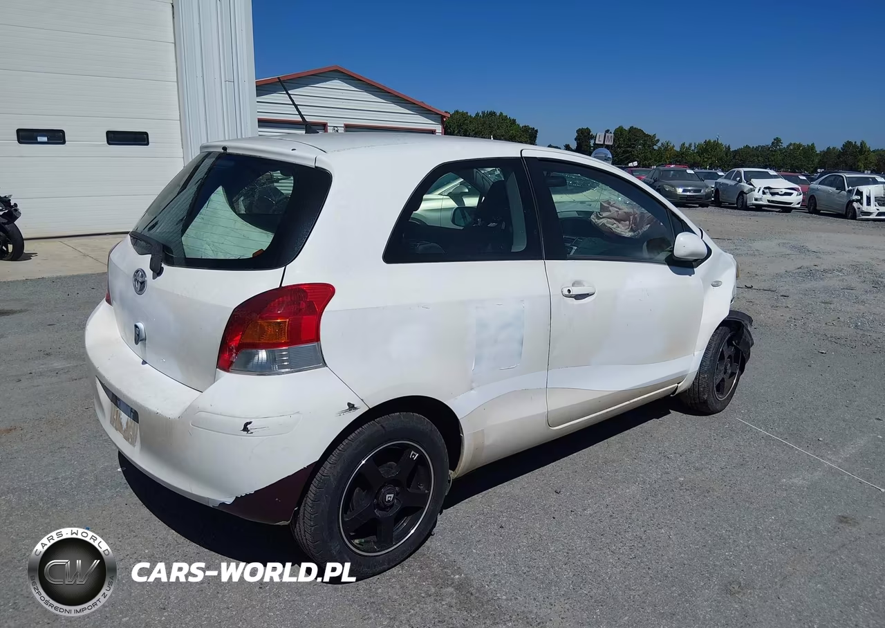 2010 Toyota Yaris VIN:JTDJT4K33A5280897 - 4