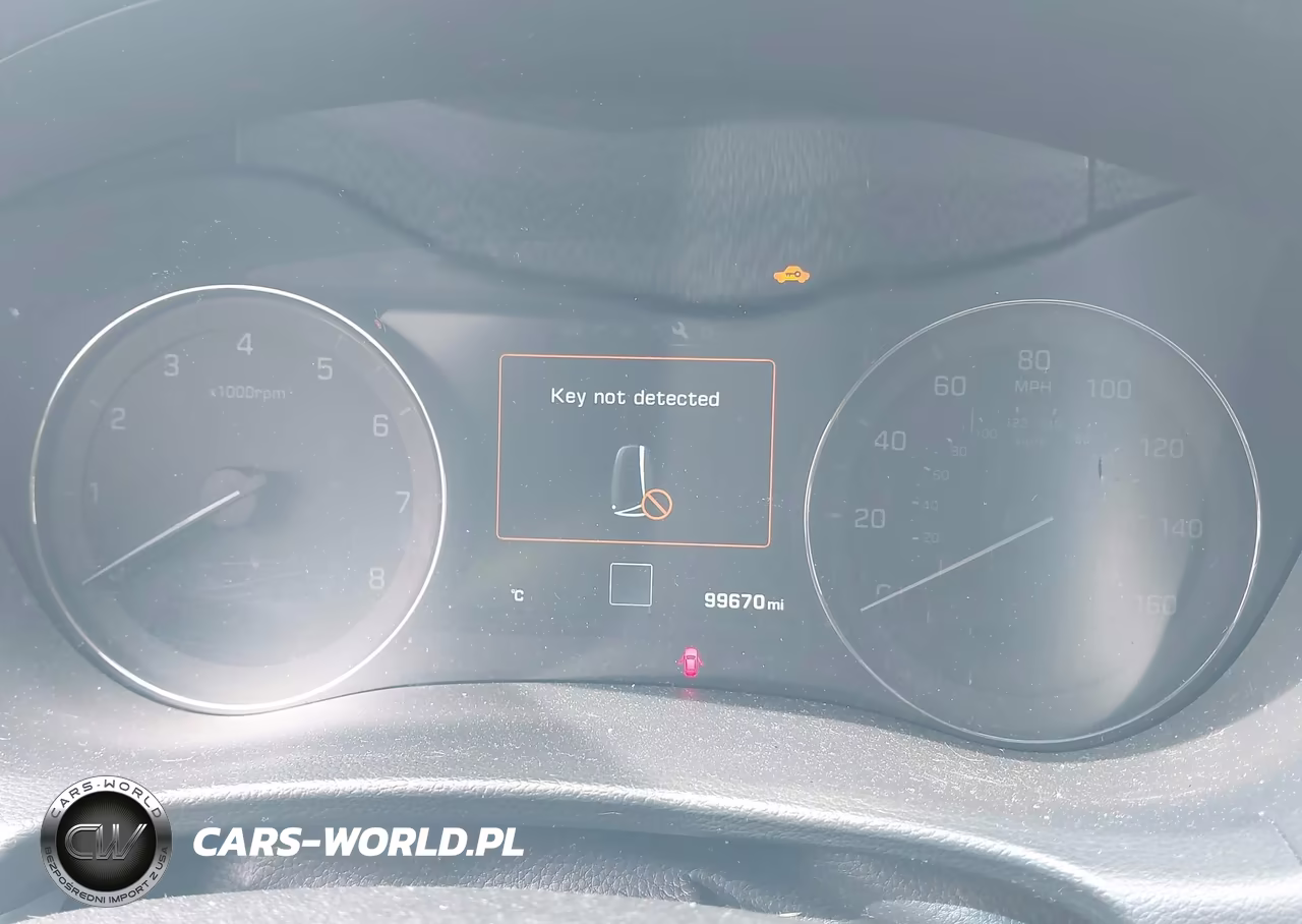 2016 Hyundai Genesis 3.8 VIN:KMHGN4JE4GU112042 - 7