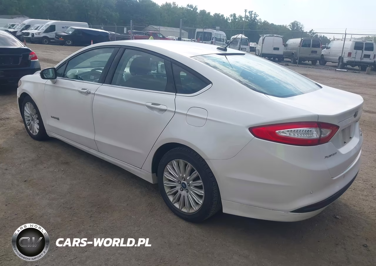 2014 Ford Fusion Hybrid Se VIN:3FA6P0LU3ER133918 - 3