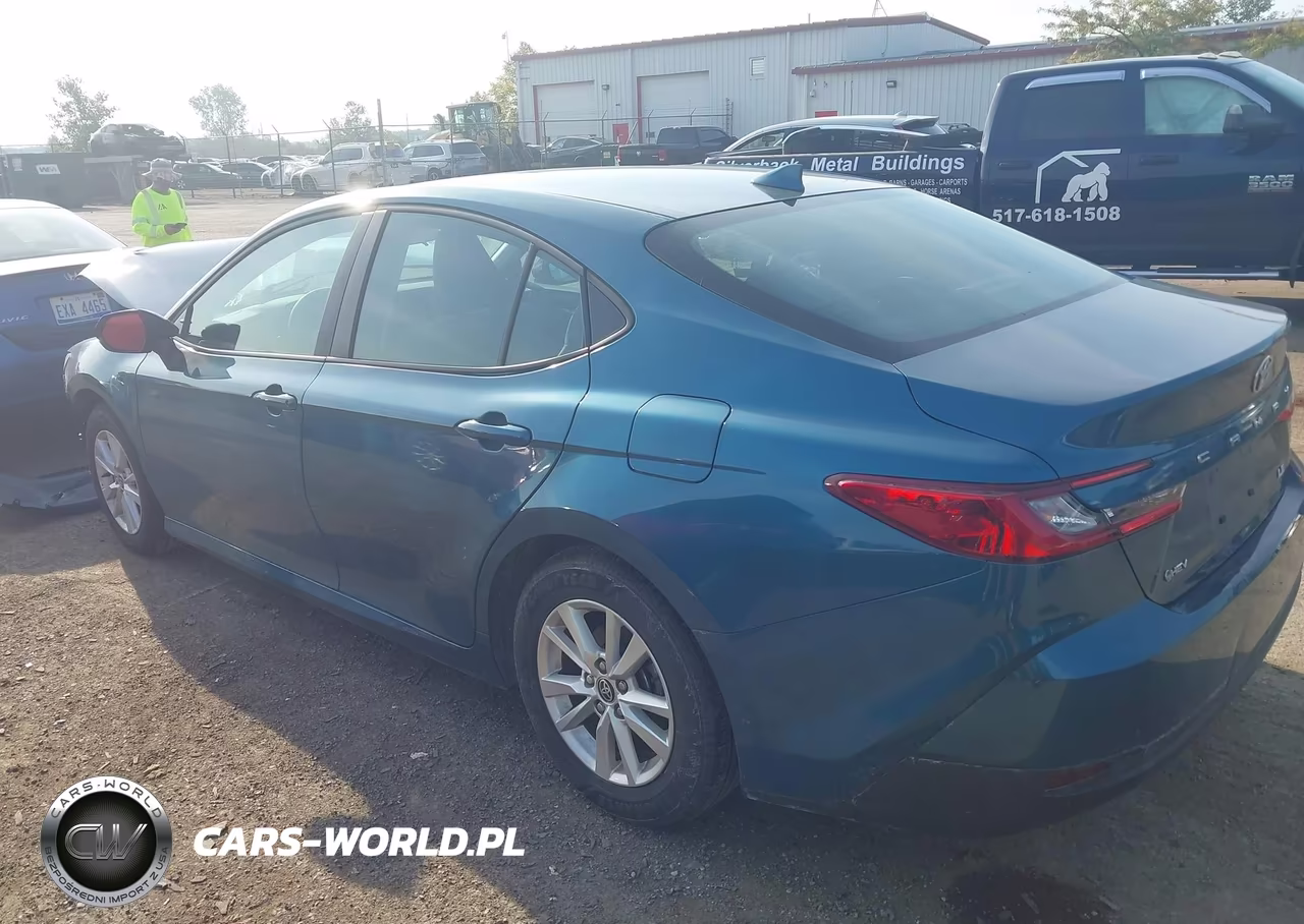 2025 Toyota Camry Le VIN:4T1DAACK9SU089270 - 3