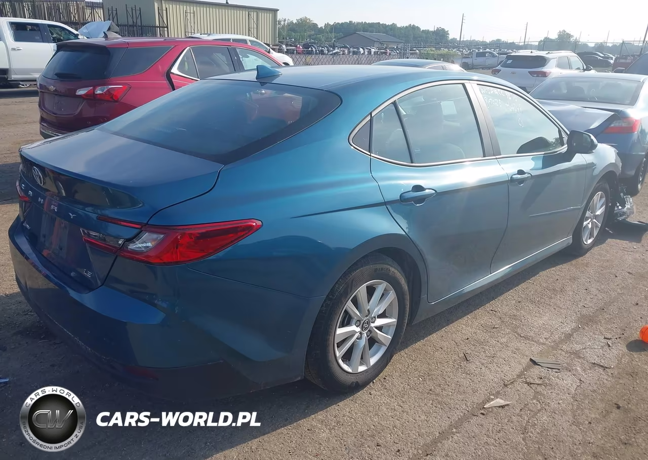 2025 Toyota Camry Le VIN:4T1DAACK9SU089270 - 4