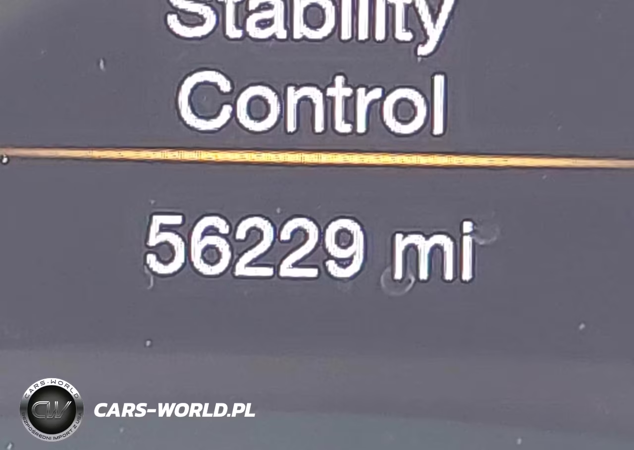 2019 Jeep Grand Cherokee Laredo E 4X4 VIN:1C4RJFAGXKC674774 - 15