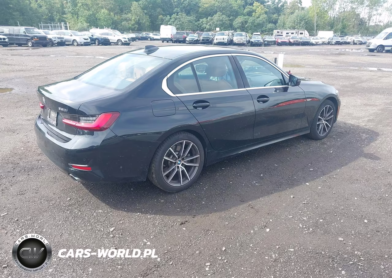 2022 BMW 330I xDrive VIN:3MW5R7J01N8C40851 - 4