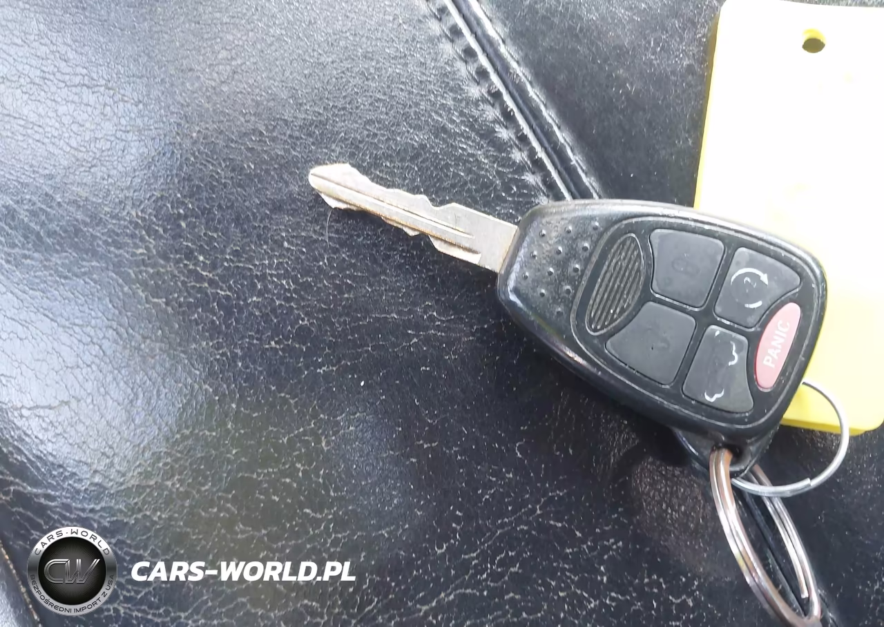 2012 Chrysler 200 Limited VIN:1C3CCBCG9CN326433 - 11